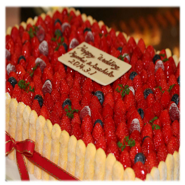 和歌山 田辺ﾏﾘﾌﾞの ウェディングケーキ ケーキ 洋菓子の紹介 一覧 和歌山のケーキ屋さん マリブ Maribu 洋菓子店